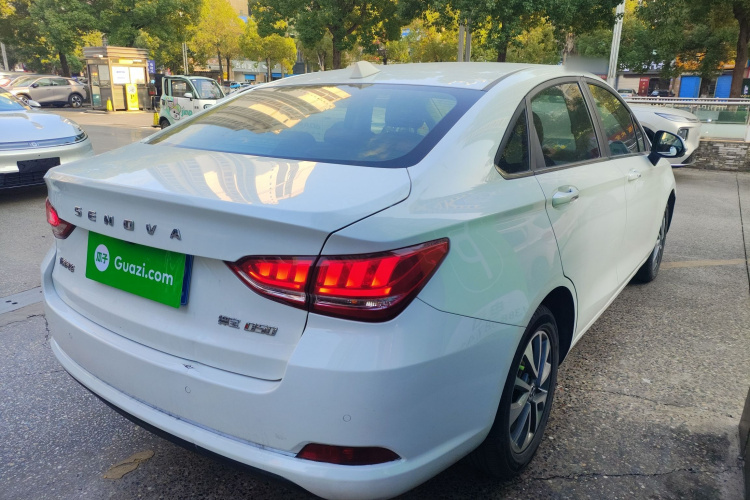 北京汽车 绅宝D50 2018款 1.5L CVT尊贵智驾版车身外观7