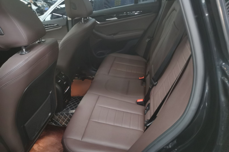 宝马X3 2021款 xDrive25i 豪华套装中控内饰21