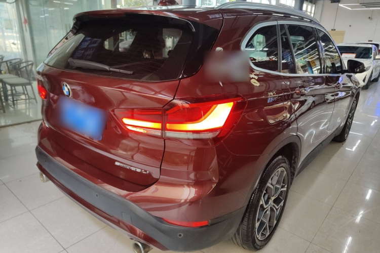 宝马X1 2022款 sDrive25Li 领先型车身外观7