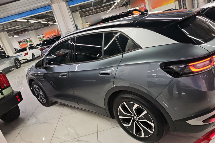 大众 ID.4 X 2023款 升级款 纯净智享版车身外观4