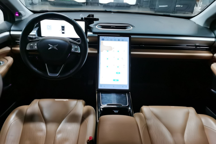 小鹏P5 2021款 550P中控内饰12