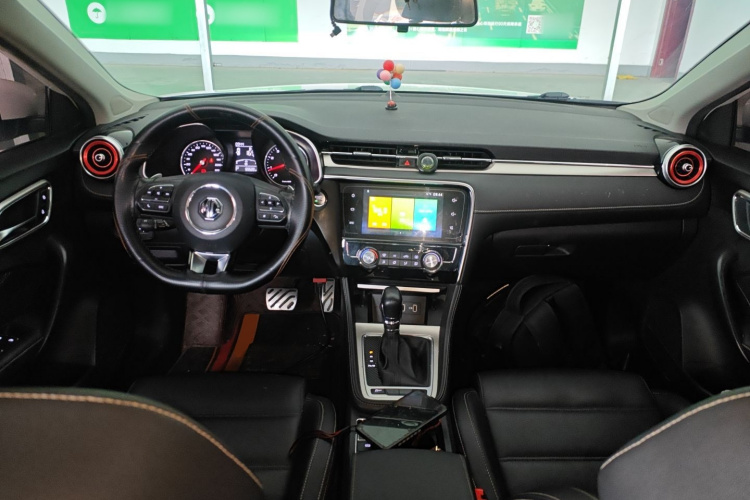 名爵 MG6 2019款 20T 自动运动版中控内饰12
