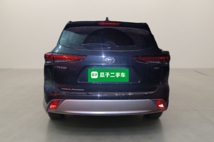 丰田 汉兰达 2024款 2.5L智能电混双擎两驱精英版 5座车身外观6