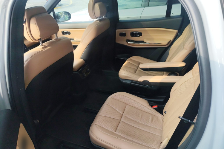 蔚来ES8 2020款 415KM 签名版 六座版中控内饰21