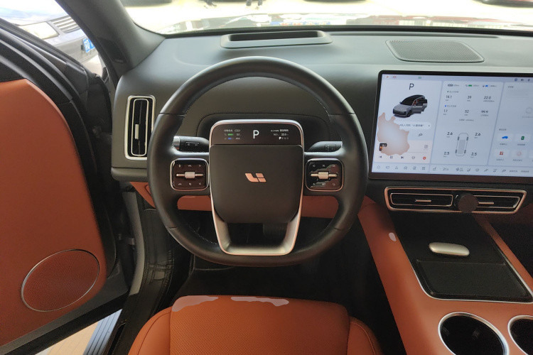 理想汽车 理想L9 2022款 Max中控内饰13