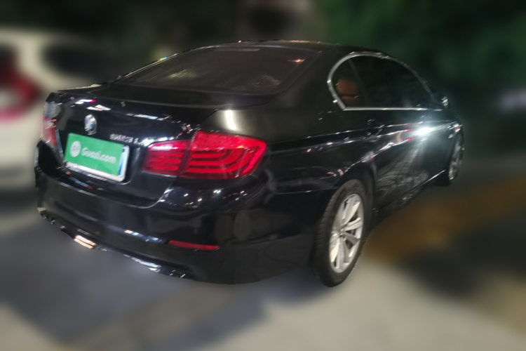 宝马5系 2011款 523Li 豪华型车身外观7