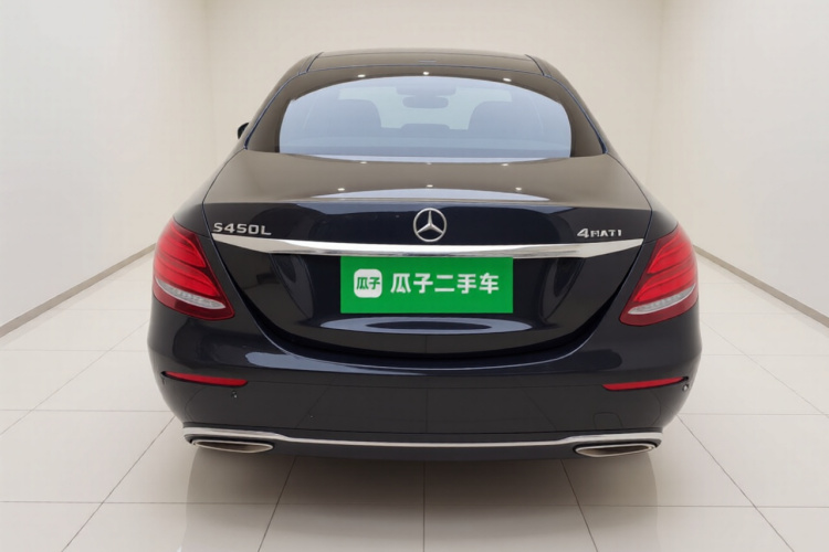 奔驰E级 2016款 E 300 L 时尚型车身外观6