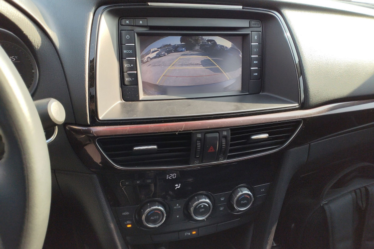 马自达 阿特兹 2014款 2.0L 蓝天豪华版局部细节16