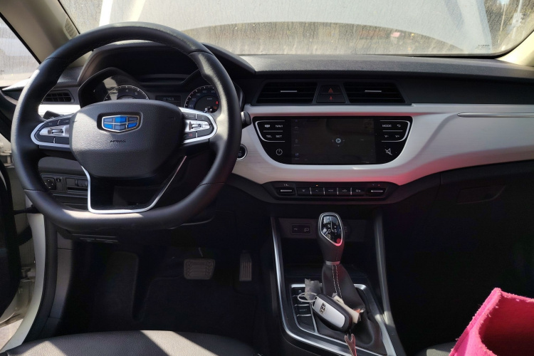 吉利汽车 远景X3 2020款 1.5L CVT尊贵型中控内饰7002