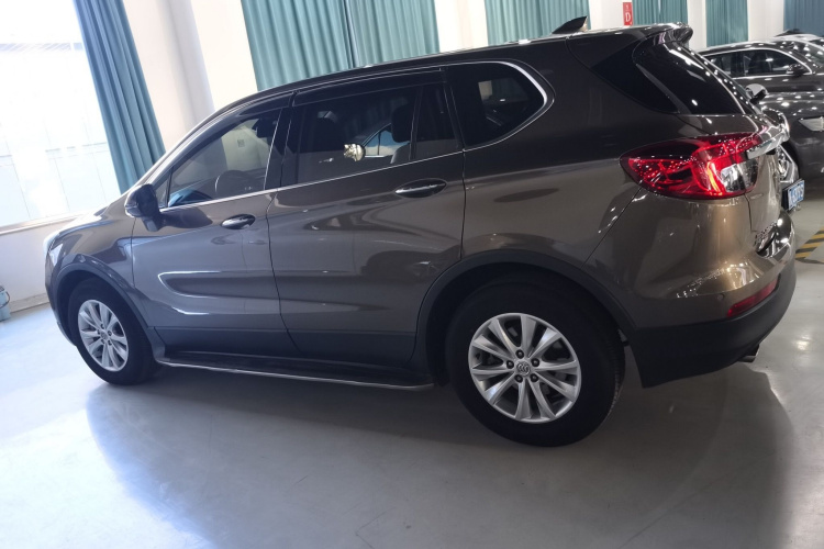 别克 昂科威 2017款 28T 四驱精英型车身外观4