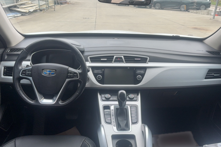 吉利汽车 博越 2016款 1.8TD 自动智联型中控内饰7005