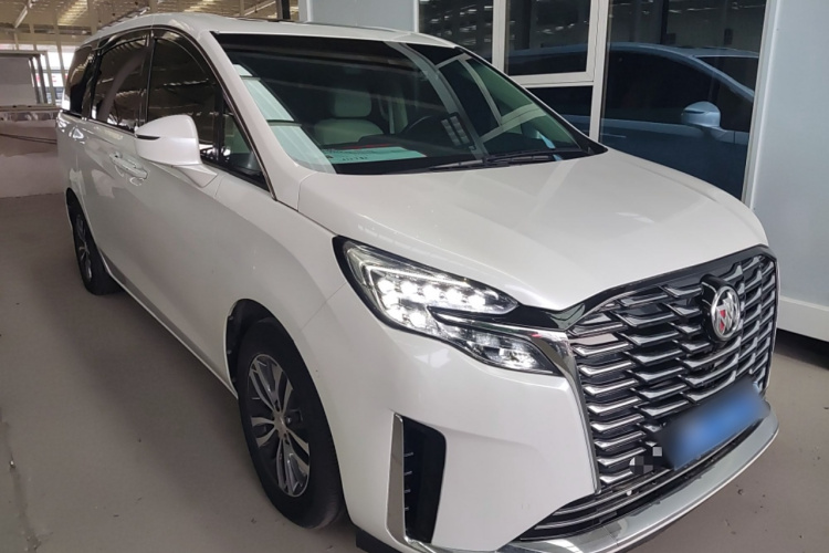 别克GL8 2022款 ES陆尊 653T 尊享型车身外观3