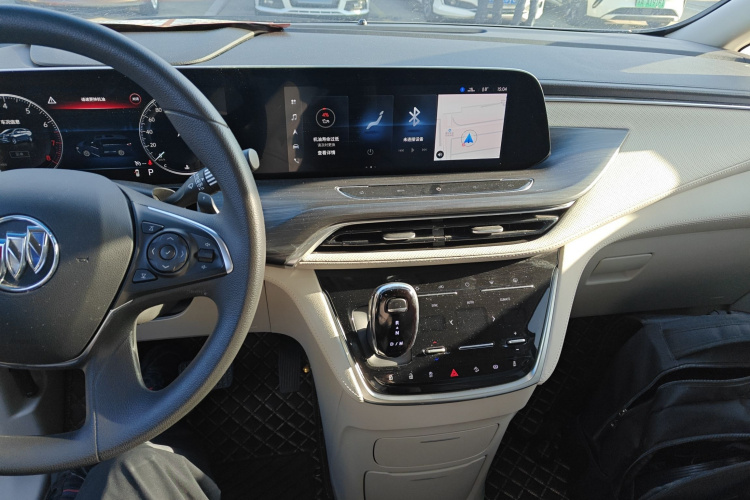 别克GL8 2022款 ES陆尊 653T 舒适型中控内饰7002