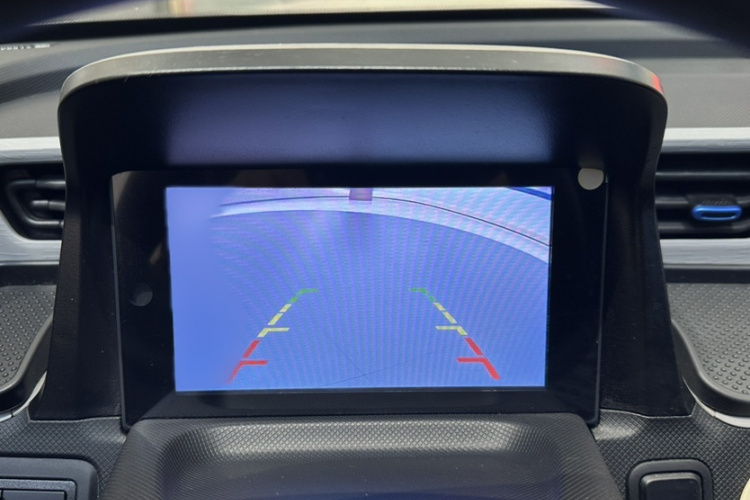 五菱汽车 宏光MINIEV 2020款 悦享款 磷酸铁锂中控内饰7005