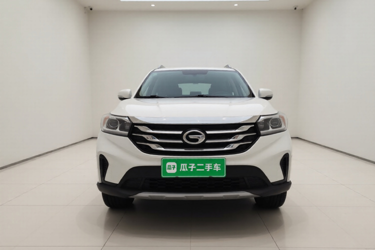 广汽传祺 传祺GS4 2018款 200T 手动两驱舒适版车身外观2