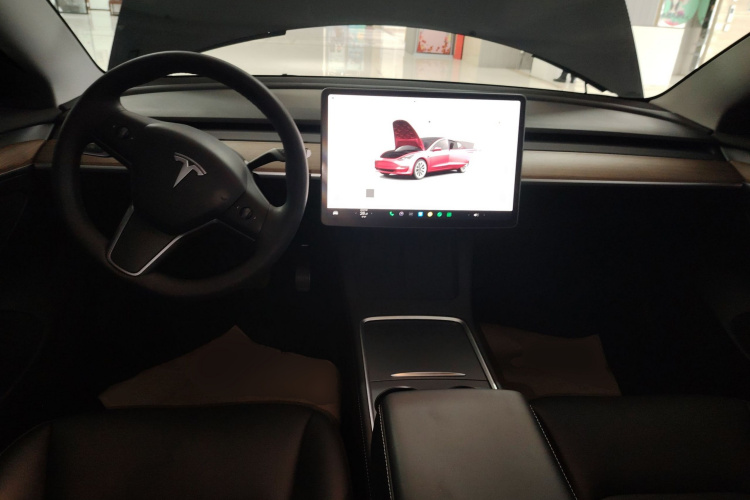 特斯拉 Model 3 2022款 后轮驱动版中控内饰12