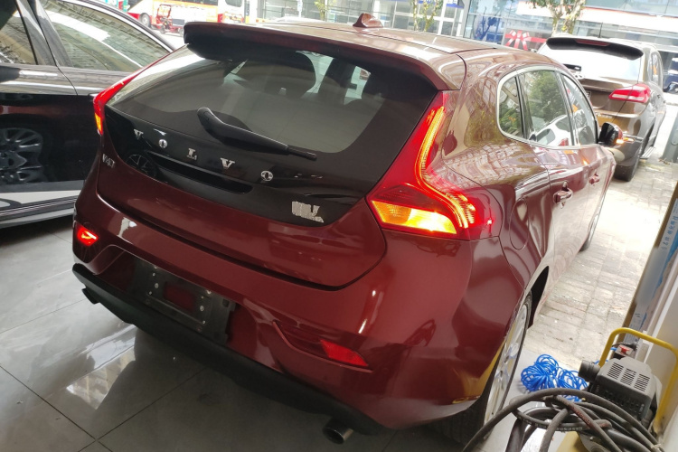 沃尔沃V40 2015款 1.6T 智雅版车身外观7