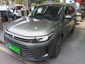 鸿蒙智行 问界M7 2022款 1.5T 四驱旗舰版