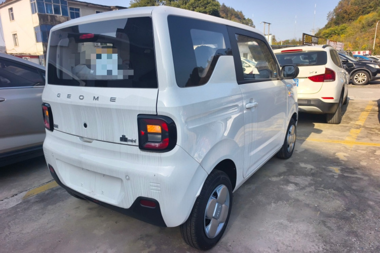 吉利银河 2024款 熊猫mini 200km 耐力熊车身外观6005