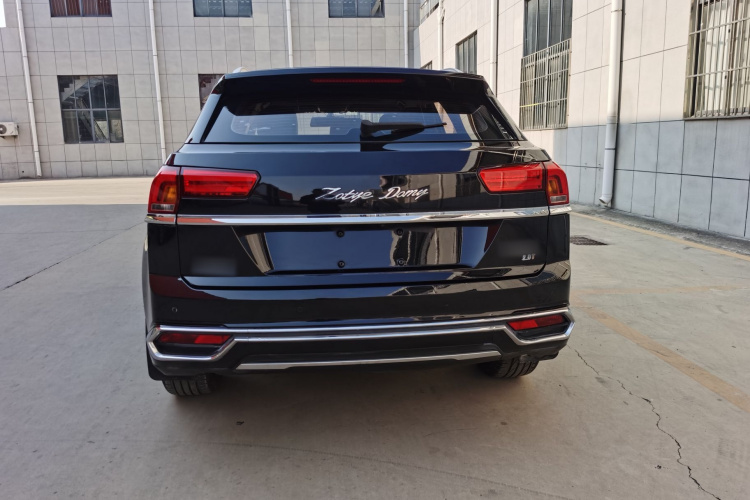 众泰 大迈X7 2018款 2.0T 自动尊贵型车身外观6004