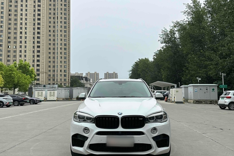 宝马X5(进口) 2014款 xDrive35i 典雅型车身外观6005