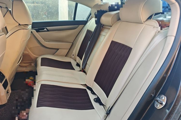 大众 迈腾 2012款 改款 1.8TSI 豪华型中控内饰7004