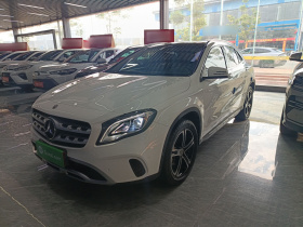 奔驰GLA 2018款 GLA 200 时尚型