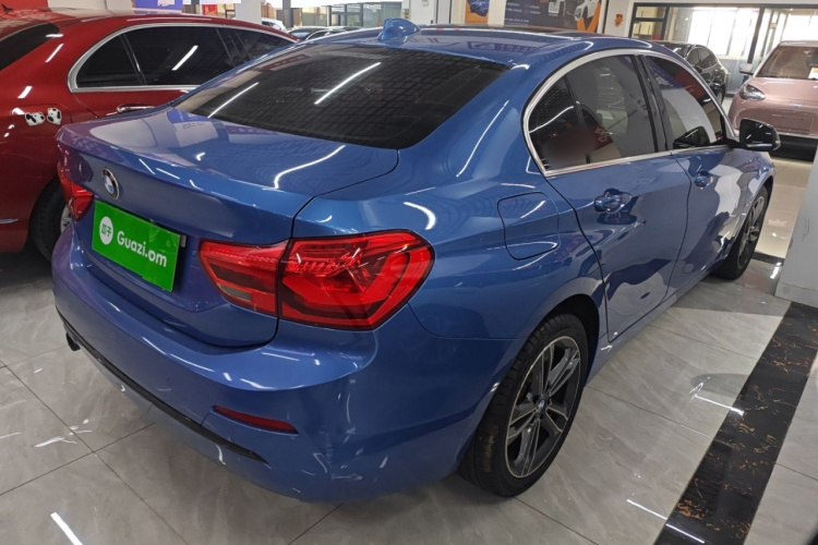 宝马1系 2017款 118i 运动型车身外观7