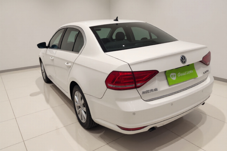 大众 朗逸 2017款 1.6L 自动舒适版车身外观5