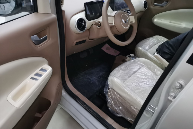 五菱汽车 宏光MINIEV 2025款 四门版 进阶款中控内饰20