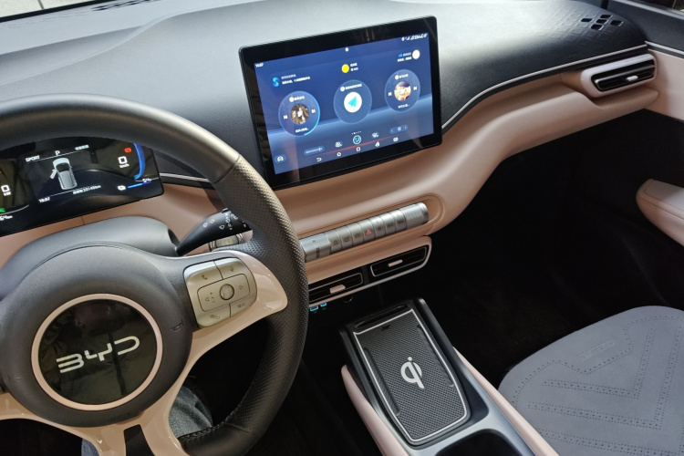 比亚迪 海鸥 2025款 305km 活力版中控内饰7002