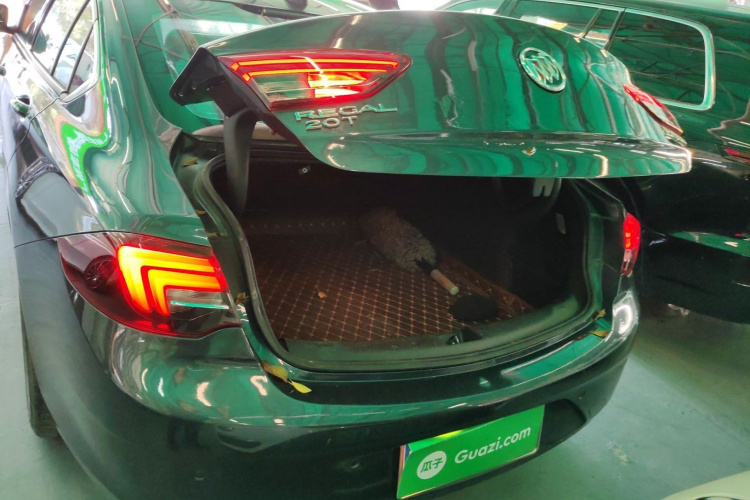 别克 君威 2019款 20T 精英型 国VI局部细节23