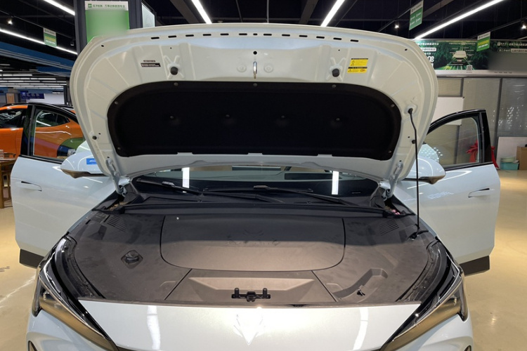 ARCFOX极狐 极狐 阿尔法T5(ARCFOX αT5) 2025款 520 MAX局部细节24