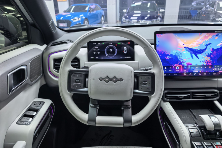 方程豹 钛3 2025款 501KM 四驱智驾Ultra版中控内饰7003
