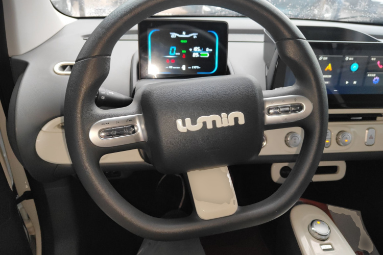 长安启源 长安Lumin 2022款 210km 香甜款中控内饰13