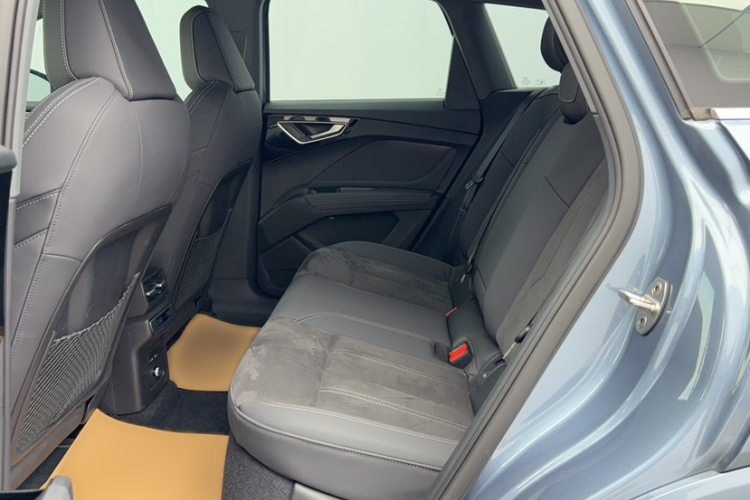 奥迪Q4 e-tron 2023款 40 e-tron 创境版中控内饰7005