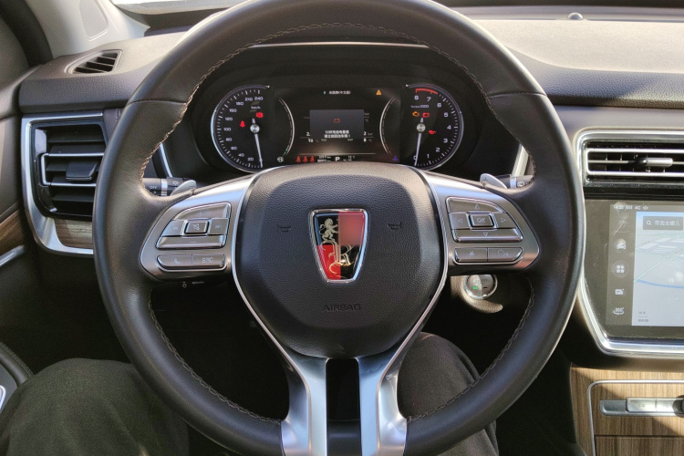 荣威RX8 2019款 30T 智联网两驱超群旗舰版中控内饰13