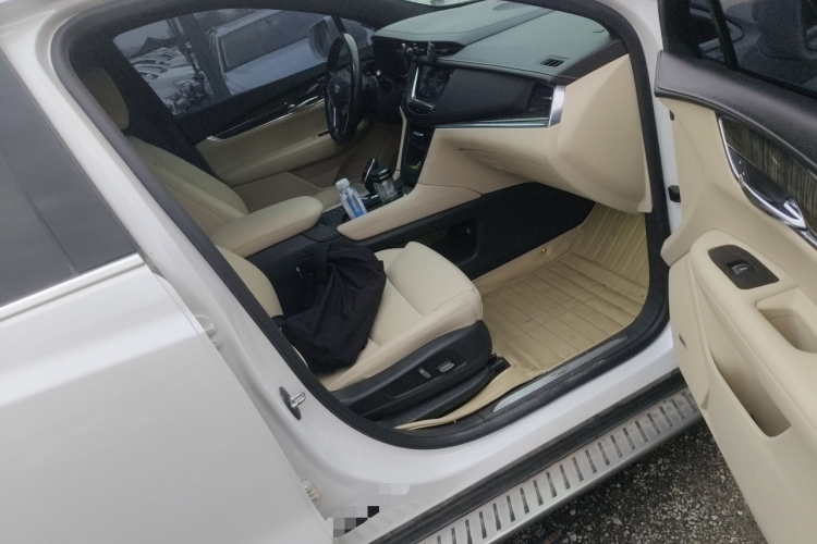 凯迪拉克XT5 2016款 28T 四驱技术型局部细节9005