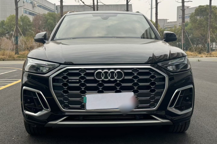 奥迪Q5L 2022款 40T 时尚动感型车身外观6001