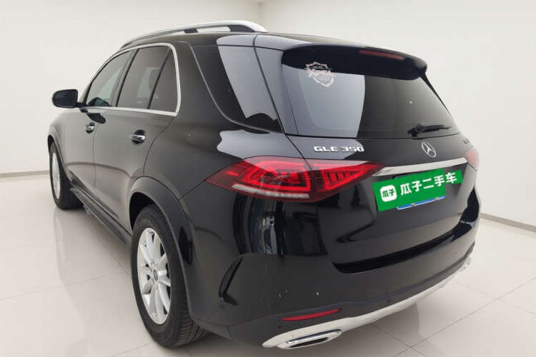 奔驰GLE 2020款 改款 GLE 350 4MATIC 时尚型车身外观5