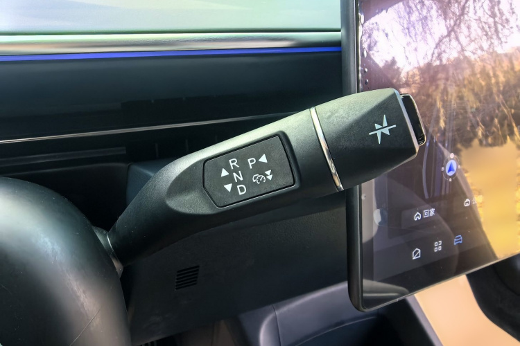 ARCFOX极狐 极狐 阿尔法T5(ARCFOX αT5) 2025款 630 神行版中控内饰7011