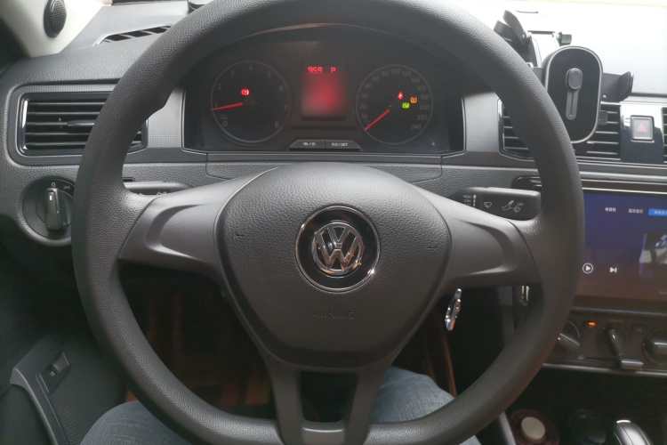 大众 桑塔纳 2021款 1.5L 自动风尚版中控内饰13