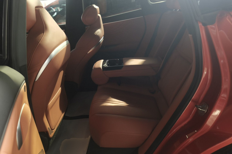 深蓝汽车 深蓝S07 2024款 215Max 乾崑智驾ADS SE增程版中控内饰7004