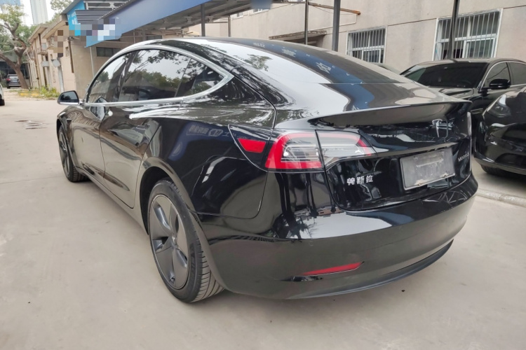 特斯拉 Model 3 2020款 改款 标准续航后驱升级版车身外观4
