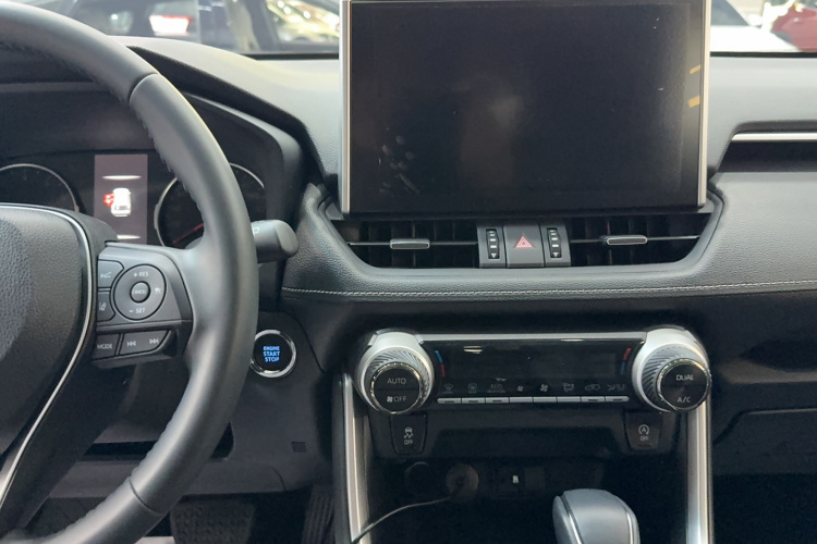 丰田 威兰达 2022款 2.0L CVT两驱豪华版中控内饰7005