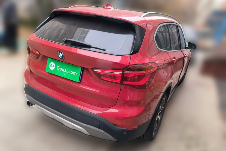 宝马X1 2018款 sDrive18Li 尊享型车身外观7