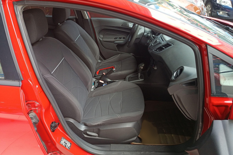 福特 嘉年华 2013款 两厢 1.5L 自动时尚型局部细节41