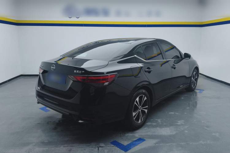 日产 轩逸 2023款 1.6L CVT悦享版车身外观7