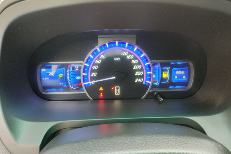 比亚迪S7 2015款 2.0T 自动尊贵型局部细节14