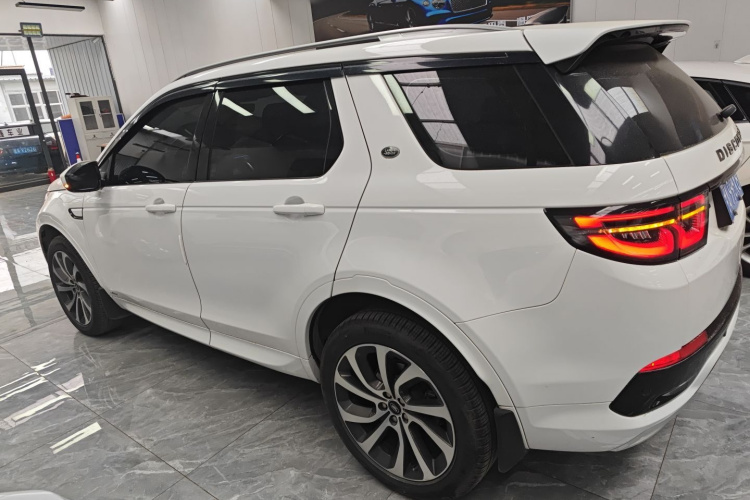 路虎 发现运动版 2020款 249PS R-Dynamic 性能版车身外观4